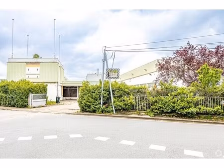 vente local d’activités oullins-pierre-bénite 69310 531m² à 553m²