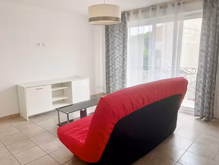 bien situe !