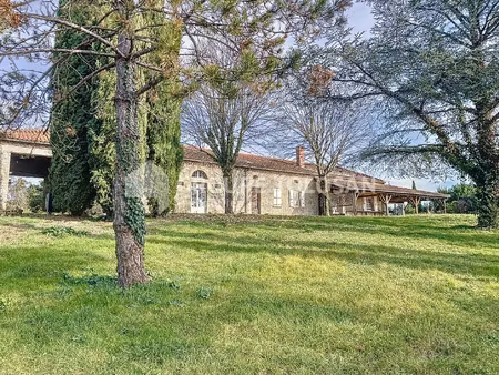 vente maison 14 pièces 680 m² auriac-sur-vendinelle (31460)