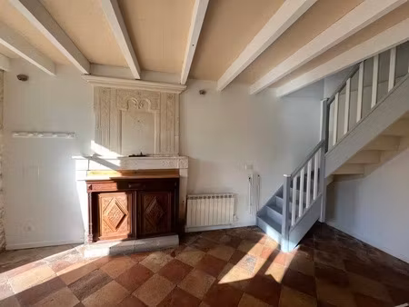 vente immeuble berson (33390)
