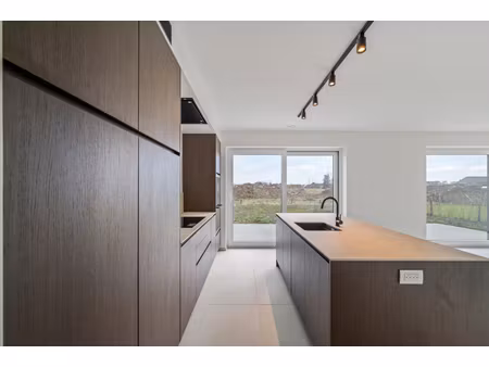 huis te koop in roeselare met 4 slaapkamers