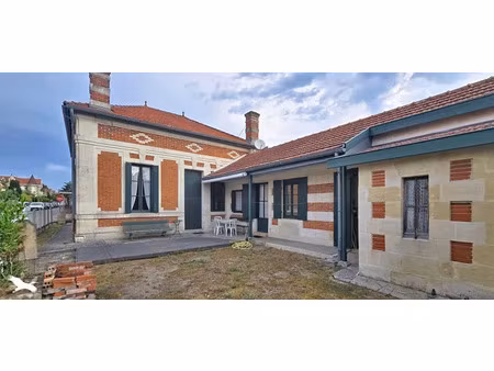 vente maison 5 pièces 113 m² soulac-sur-mer (33780)