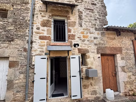 location maison 2 pièces 29m2 bertholène 12310 - - surface privée
