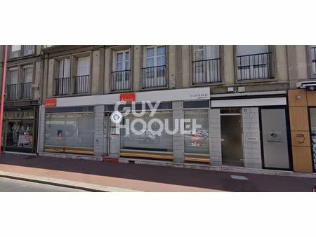 local commercial à louer de 120 m² au parc saint-cyr à elbeuf