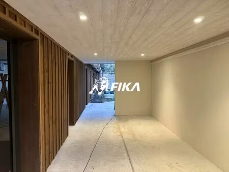 location bureaux 113 m² à 477 m²