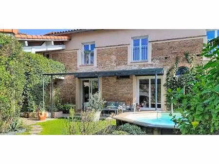 maison avec piscine et terrasse l’isle-jourdain (32)