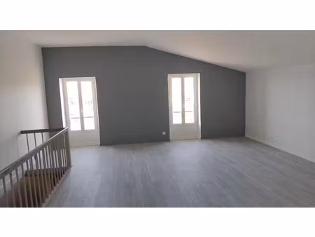 location appartement 3 pièces 75 m² à pugnac (33710)