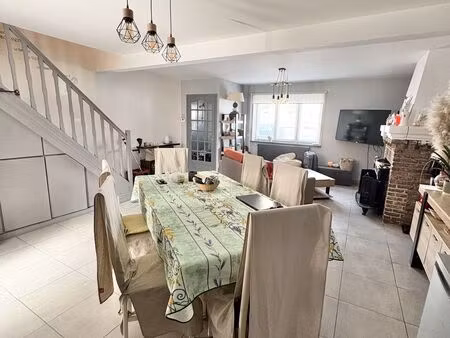 maison à maulde (59158)
