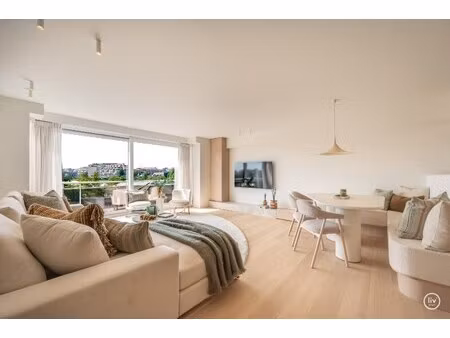 appartement te koop in knokke met 3 slaapkamers