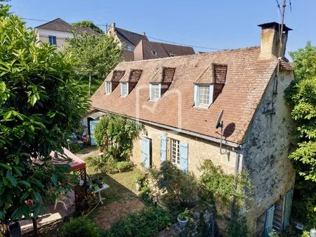 vente en viager occupe : charmante maison de village sur plus de 1500 m2 de terrain...