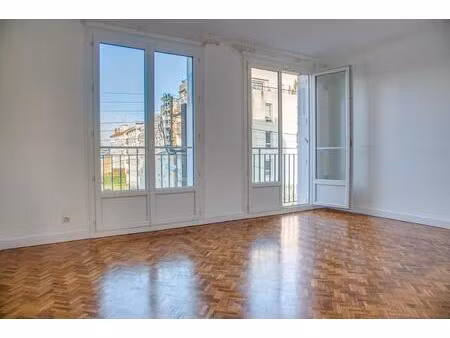 location appartement 3 pièces 57m² nantes 44000