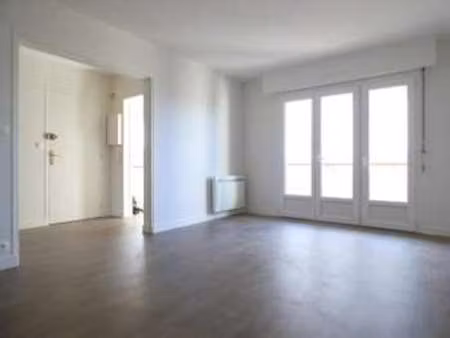 location appartement 3 pièces à angers la fayette eblé (49000) : à louer 3 pièces / 63m² a