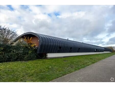 vente commerce gonesse 95500 842m²