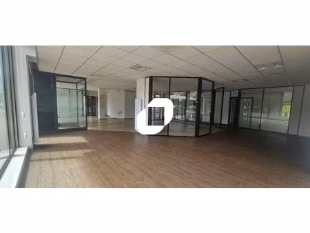 vente commerce rueil malmaison 92500 249m²