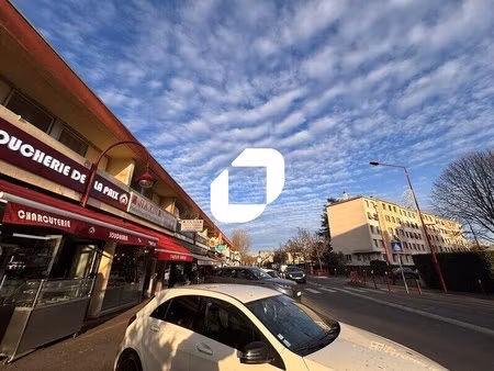 location commerce fresnes 94260 51m²