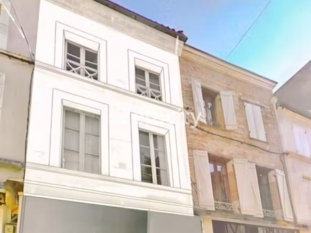 immeuble 12 pièces - 188 m²