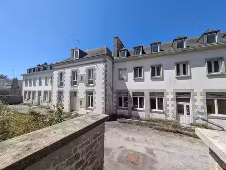 guemene sur scorff immeuble de rapport de 600 m² environ sur parcelle de 830m² environ