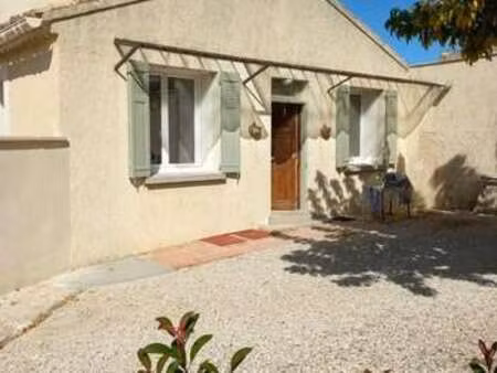 location appartement 2 pièces à l'isle-sur-la-sorgue (84800) : à louer 2 pièces / 40m² l'i