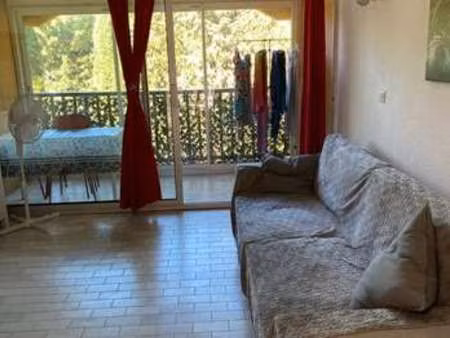 location appartement t1 meublé à sanary-sur-mer (83110) : à louer t1 meublé / 20m² sanary-