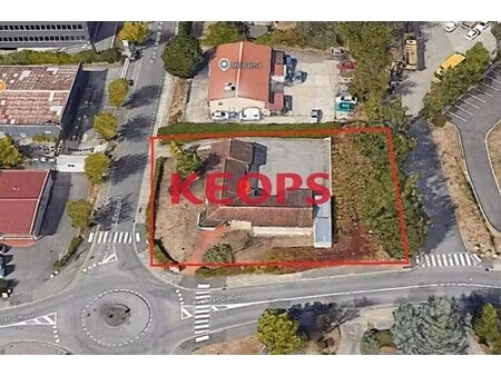 vente bureaux 1 612 m²