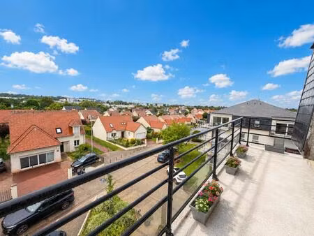 amiens sud - appartement t3 avec terrasse  ascenseur  cave et parking