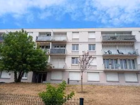 location appartement 2 pièces à clermont-ferrand (63000) : à louer 2 pièces / 48m² clermon
