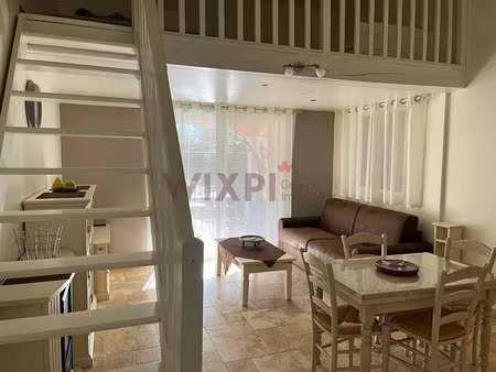 location meublée appartement 2 pièces 45 m² à fayence (83440)  780 €