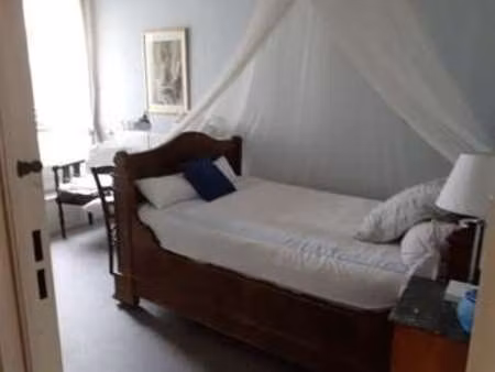 location appartement t1 meublé à la rochelle (17000) : à louer t1 meublé / 12m² la rochell