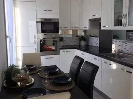 location appartement 3 pièces meublé à lyon 8e (69008) : à louer 3 pièces meublé / 62m² ly