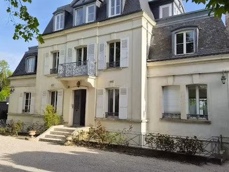 location appartement 7 pièces 179.21 m² à meudon (92190)  4 320 €