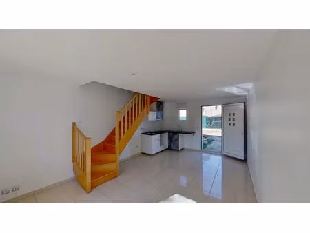 location appartement 2 pièces 40 m² à rambouillet (78120)  750 €