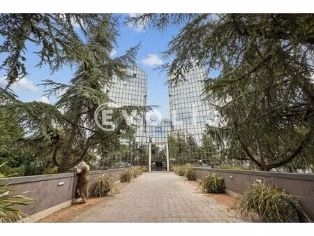 location bureaux 106 m² à 1 376 m²