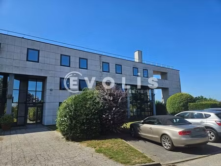 location bureaux 180 m²
