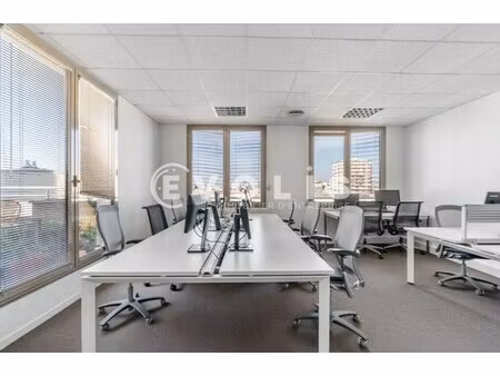 location bureaux 170 m²