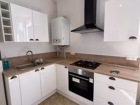 à louer ? charmante maison t3 avec jardin  garage et dépendance