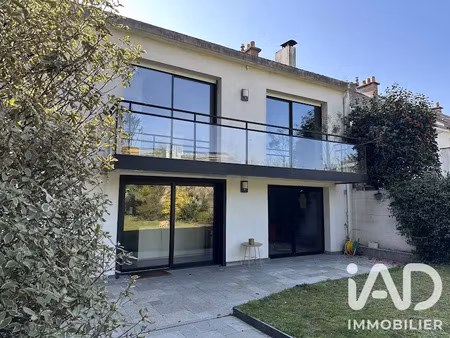 vente maison 6 pièces 140 m² à nantes (44000)  553 850 €
