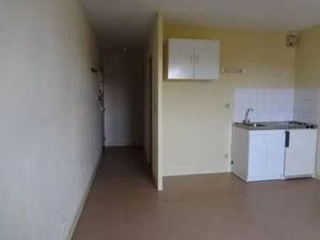location appartement t1 à auxerre (89000) : à louer t1 / 22m² auxerre
