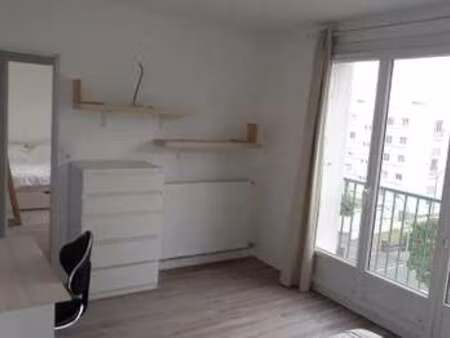location appartement chambre colocation à nantes rond-point de paris - blanche de castille