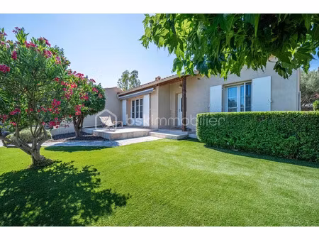 vente villa 4 pièces 81 m² à hyeres (83400)  493 500 €