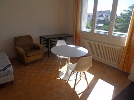 studio meuble (27 m2) compiegne saint lazare
