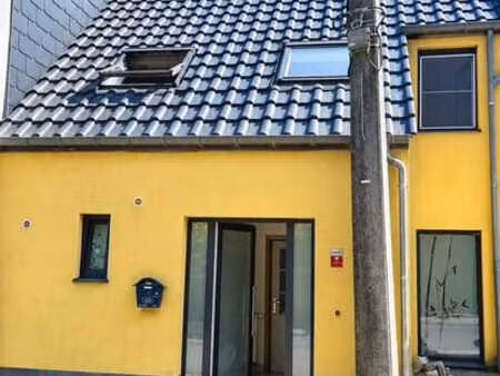 jolie maison moderne 3ch. avec jardin