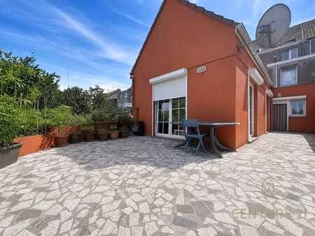 appartement rez-de-chaussée + jardin à vendre