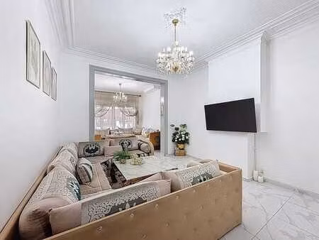 appartement 2 ch - balcon - lumineux - idealement situe !