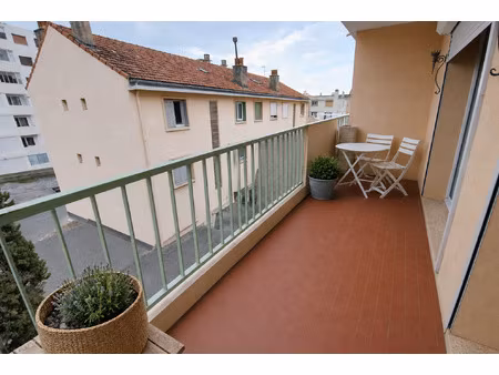 appartement t3 de 62m2 - terrasse - cave