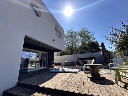 vente villa 6 pièces 169 m² à grau d'agde (34300)  640 000 €