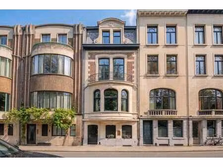 élégante maison de maître au charme authentique !