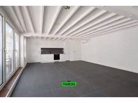 spacieux appartement de 2 chambres à vendre dans le centre …