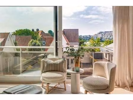 appartement de 3 chambres entièrement rénové avec vue dégag