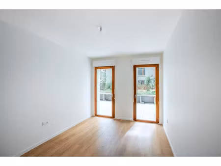 location appartement 1 pièce 31 m² à saint-ouen (93400)  702 €
