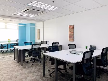 bureaux à louer à koning boudewijnlaan 20 hasselt (vwd18218)